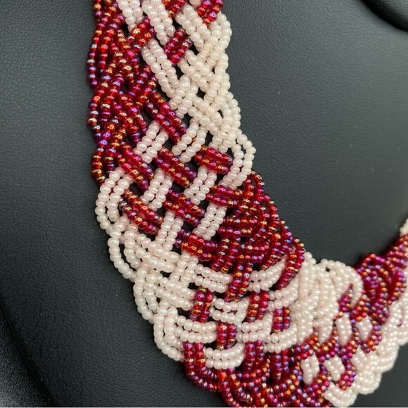 Rare Vintage Wide Collar Beaded Necklace with Red and Pink Seed Beads - Picture 2 of 11